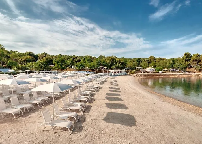 Campsite Valamar Lanterna - Adriacamps *